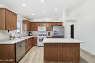 3670 W TYBOLT Dr, Tucson, AZ 85746 - Photo 13