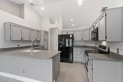 4825 W Bluebell Way, Tucson, AZ 85742 - Photo 11