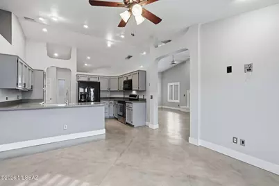 4825 W Bluebell Way, Tucson, AZ 85742 - Photo 9