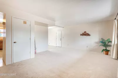 921 S Abrego Drive, Green Valley, AZ 85614 - Photo 5