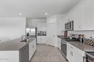 11192 S Weismann Dr, Vail, AZ 85641 - Photo 7