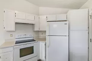 8690 N Moison Dr, Tucson, AZ 85742 - Photo 13