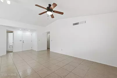 8690 N Moison Drive, Tucson, AZ 85742 - Photo 7