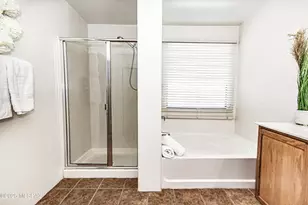 4830 S VALLECANO Dr, Tucson, AZ 85746 - Photo 29