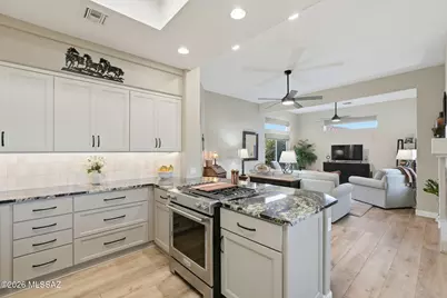 1749 E Mellow Trail, Oro Valley, AZ 85755 - Photo 17