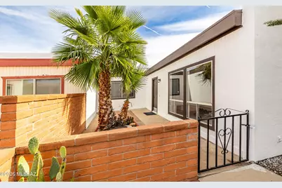 224 N Camino Del Vate, Green Valley, AZ 85614 - Photo 3