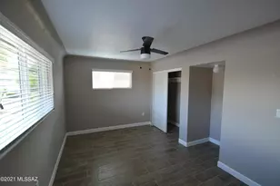 4743 E 13th St, Tucson, AZ 85711 - Photo 9