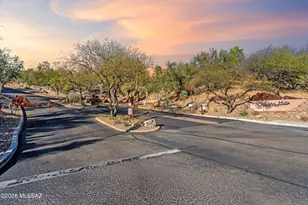 1105 W Moonlit Pl, Oro Valley, AZ 85737 - Photo 41