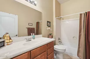 1962 W Acacia Bluffs Dr, Green Valley, AZ 85622 - Photo 33