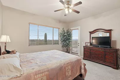 1962 W Acacia Bluffs Drive, Green Valley, AZ 85622 - Photo 5