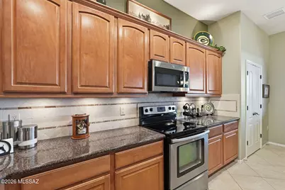 1962 W Acacia Bluffs Drive, Green Valley, AZ 85622 - Photo 19