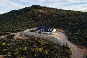 2377 W Old Ajo Way, Tucson, AZ 85746 - Photo 1