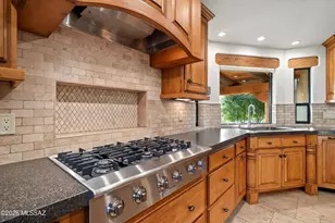 11470 N Copperbelle Pl, Oro Valley, AZ 85737 - Photo 11