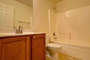 10366 E Roywood Way, Tucson, AZ 85747 - Photo 17