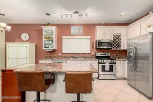 9397 E Grapevine Spring Pl, Tucson, AZ 85710 - Photo 9