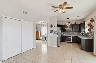 10520 E Greek Dr, Tucson, AZ 85747 - Photo 15