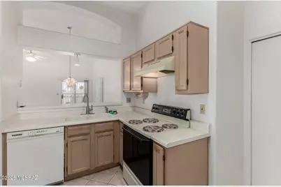 3420 S Crown Dancer Drive, Tucson, AZ 85730 - Photo 13