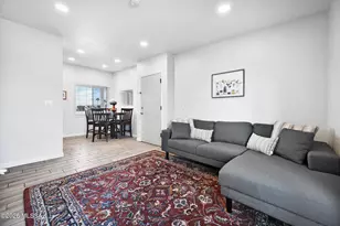 1810 E Blacklidge Dr, Tucson, AZ 85719 - Photo 7