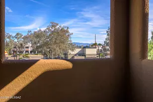 1810 E Blacklidge Dr, Tucson, AZ 85719 - Photo 11