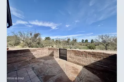 1364 W Desert Hills Drive, Green Valley, AZ 85622 - Photo 15