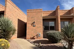 1364 W Desert Hills Dr, Green Valley, AZ 85622 - Photo 1