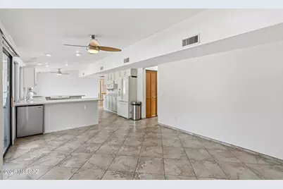 10211 E Rio De Oro Place, Tucson, AZ 85749 - Photo 13