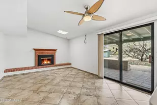 10211 E Rio De Oro Pl, Tucson, AZ 85749 - Photo 11