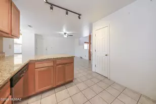 470 W Rio Flojo, Green Valley, AZ 85614 - Photo 9