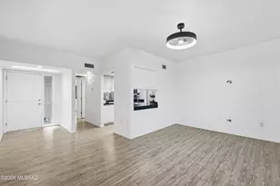 1456 W Desert Hills Dr, Green Valley, AZ 85622 - Photo 9