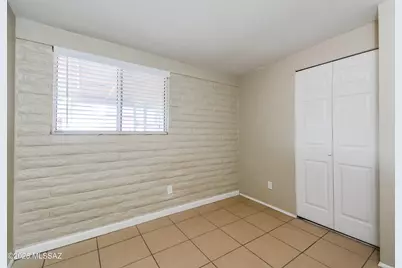 333 W Inez Drive, Tucson, AZ 85756 - Photo 11