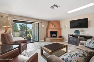 1340 N Placita Parasol, Green Valley, AZ 85614 - Photo 5