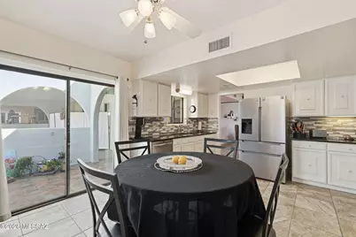 1340 N Placita Parasol, Green Valley, AZ 85614 - Photo 13