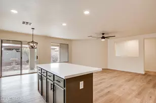 9410 E Grapevine Spring Pl, Tucson, AZ 85710 - Photo 5