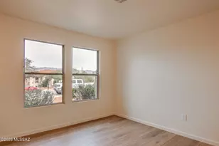 9410 E Grapevine Spring Pl, Tucson, AZ 85710 - Photo 13