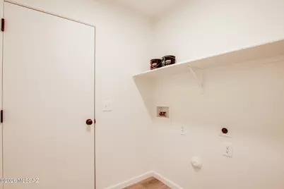 9410 E Grapevine Spring Place, Tucson, AZ 85710 - Photo 23