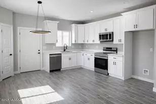 224 W 34th St, Tucson, AZ 85713 - Photo 5