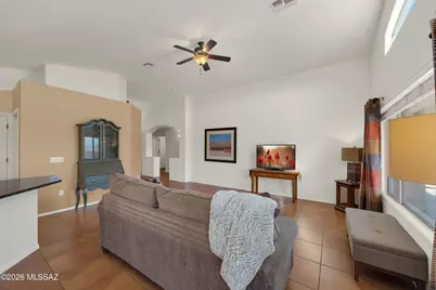 971 W Rio Teras, Green Valley, AZ 85614 - Photo 9