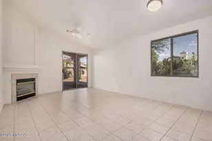 2332 N Emerald Lake Ct, Tucson, AZ 85749 - Photo 3