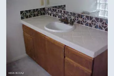 1902 N Abrego Drive, Green Valley, AZ 85614 - Photo 11