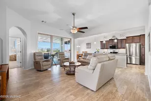 940 N Observation Trail, Green Valley, AZ 85614 - Photo 3