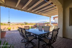 940 N Observation Trail, Green Valley, AZ 85614 - Photo 17
