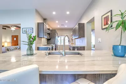 115 S Irving Avenue, Tucson, AZ 85711 - Photo 9