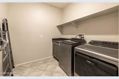 8820 E Stone Meadow Circle, Tucson, AZ 85730 - Photo 29