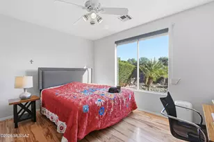 7989 W Morning Light Way, Tucson, AZ 85743 - Photo 19