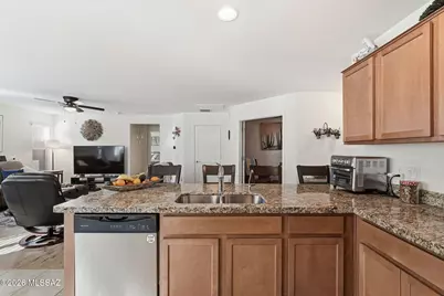 1345 W Vuelta Del Yunque, Sahuarita, AZ 85629 - Photo 11