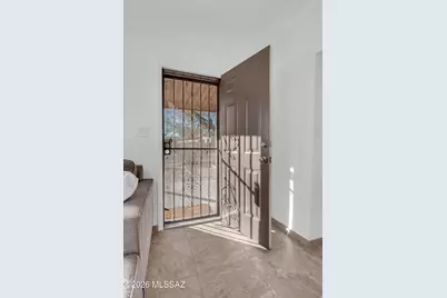 1112 W Huron Street, Tucson, AZ 85745 - Photo 9