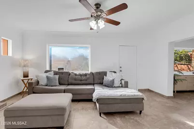 1112 W Huron Street, Tucson, AZ 85745 - Photo 13