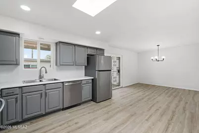 1 S Fluorite Drive, Tucson, AZ 85745 - Photo 5