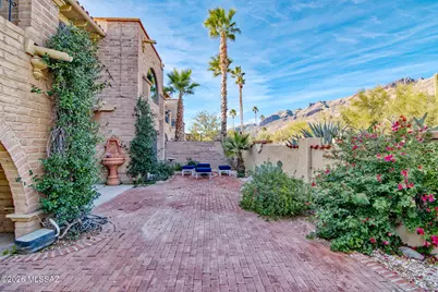 6490 N Val Dosta Drive, Tucson, AZ 85718 - Photo 3