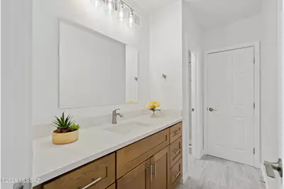 9056 E Calle Norlo, Tucson, AZ 85710 - Photo 19